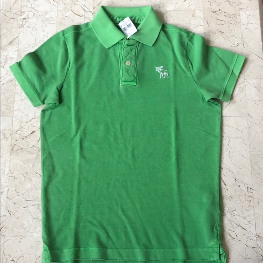 Abercrombie & Fitch men’s polo.